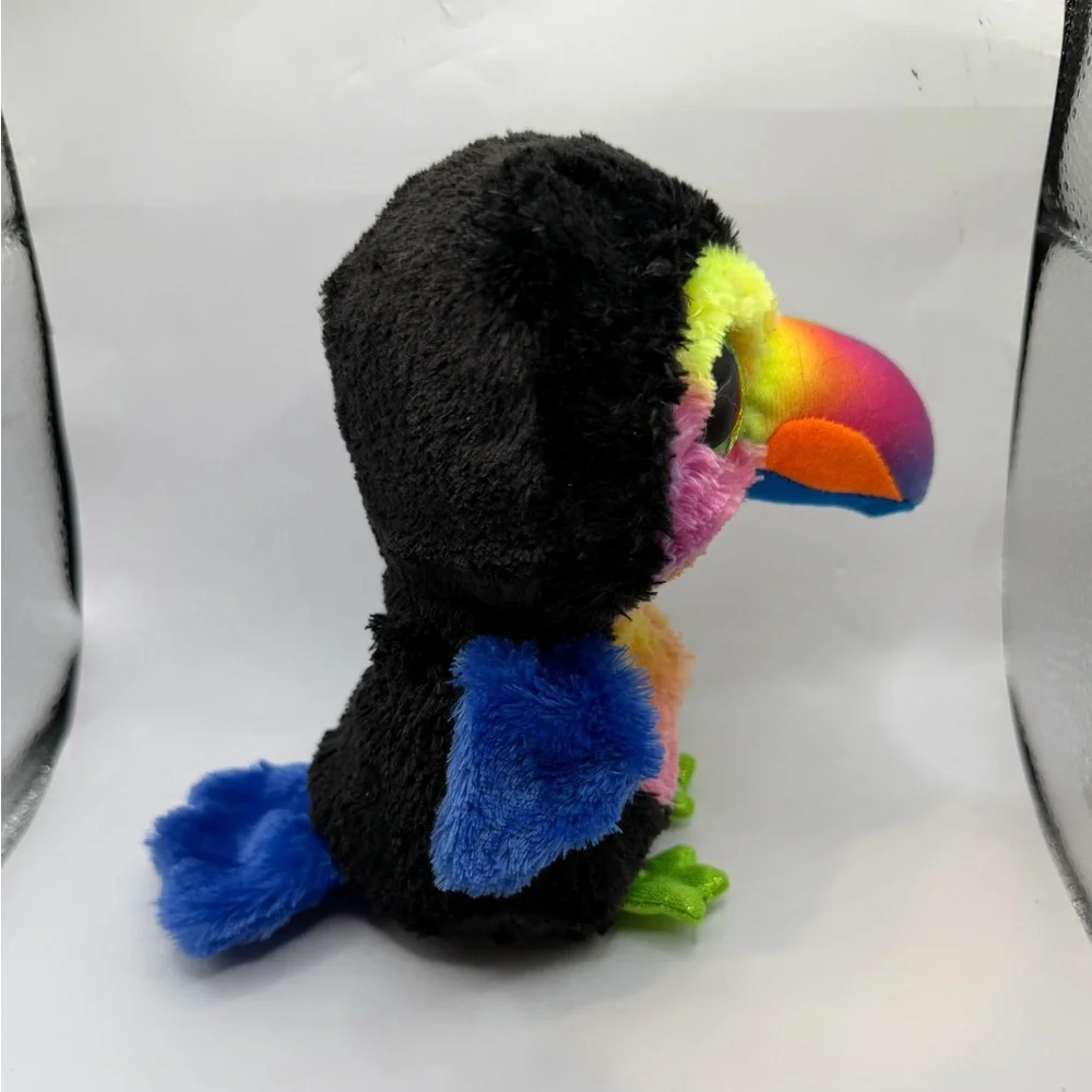 2018 BeaksTy Plush Toucan Toy with Black and Rainbow Colors